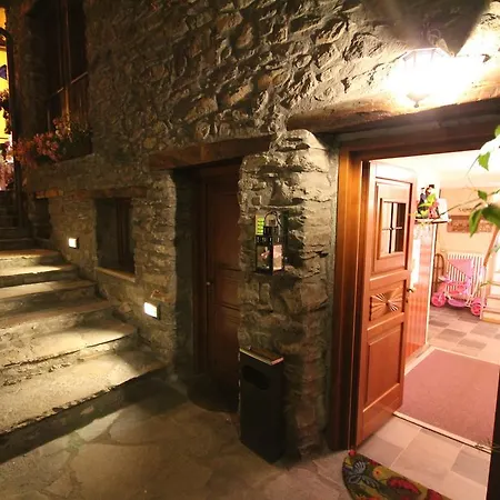 Lo Micio Di Tata Guest house